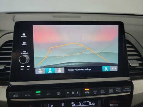 Used 2025 Honda Odyssey EX-L image 23