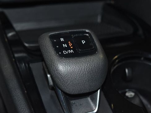 Used 2023 Nissan Rogue SV image 14