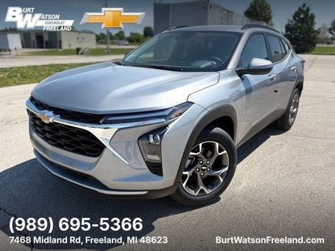 New 2026 Chevrolet Trax LT w/ LT Convenience Package FWD image 1
