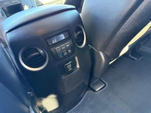 Used 2010 Honda Pilot EX-L image 12