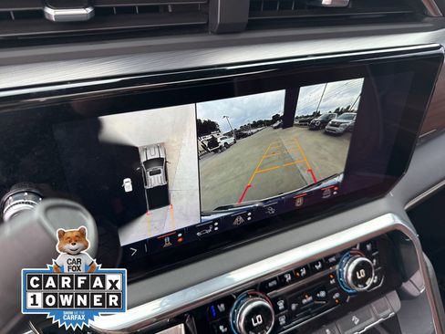 Used 2025 GMC Sierra 2500 Denali Ultimate AWD/4WD image 17