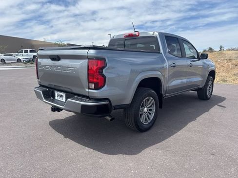 Used 2023 Chevrolet Colorado LT w/ LT Convenience Package II RWD image 4