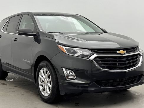 Used 2020 Chevrolet Equinox LT image 3