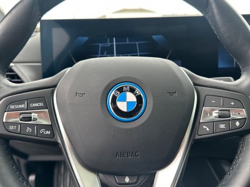 Used 2023 BMW i4 eDrive35 w/ Premium Package RWD image 22