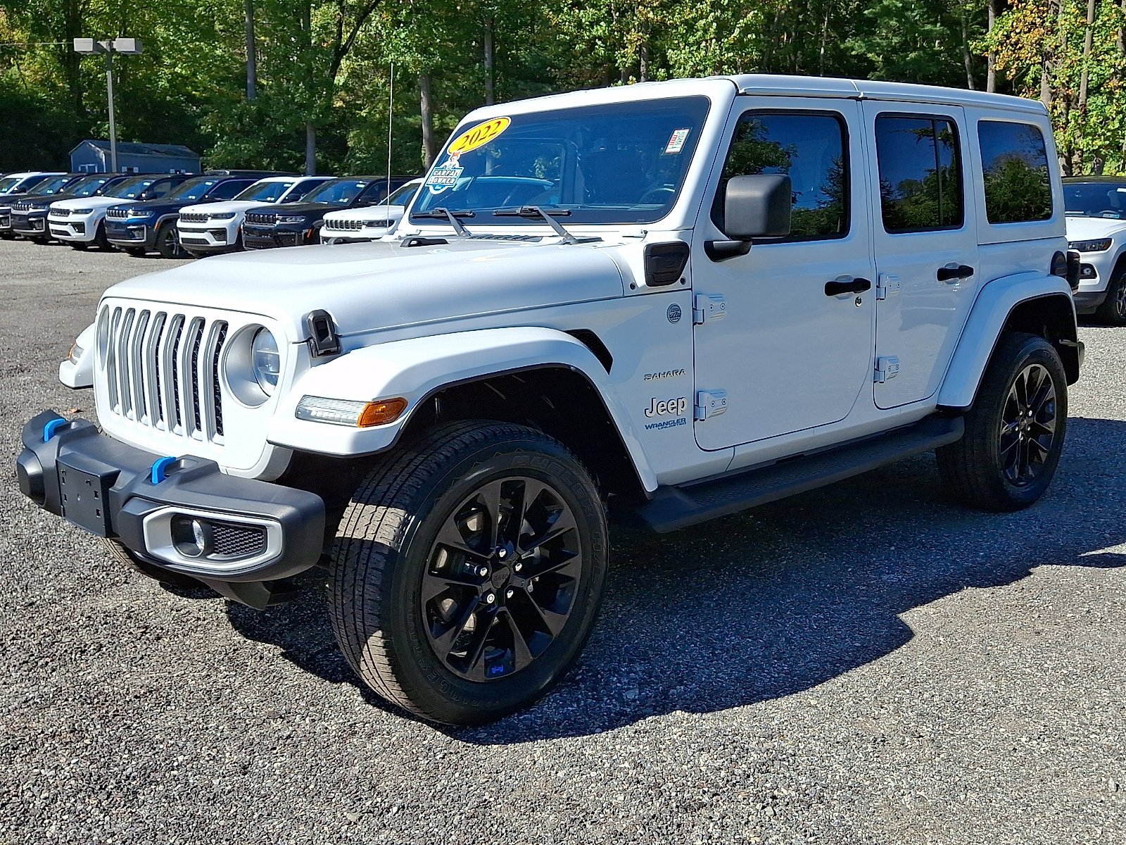 Used 2022 Jeep Wrangler Unlimited Sahara w/ Cold Weather Group AWD/4WD image 3
