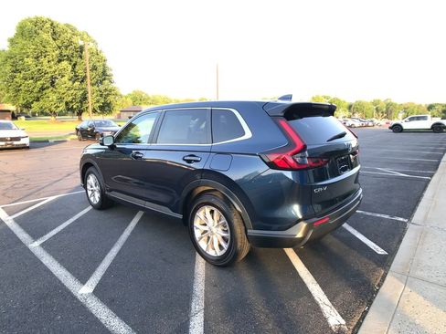 Certified 2024 Honda CR-V EX image 10