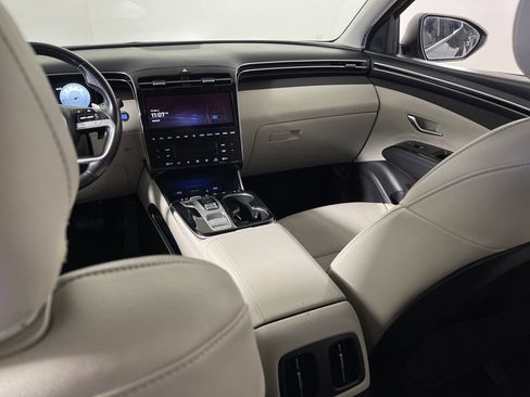 Certified 2024 Hyundai Tucson Limited image 17