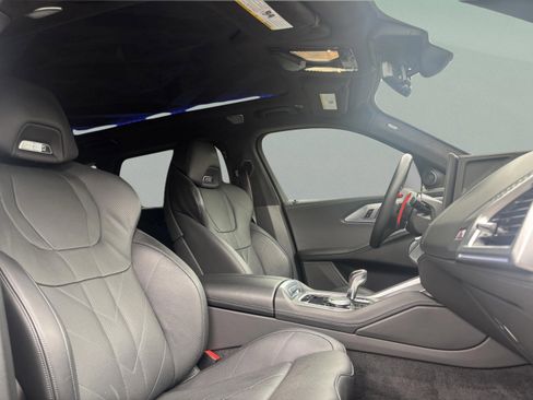 Used 2024 BMW XM image 19