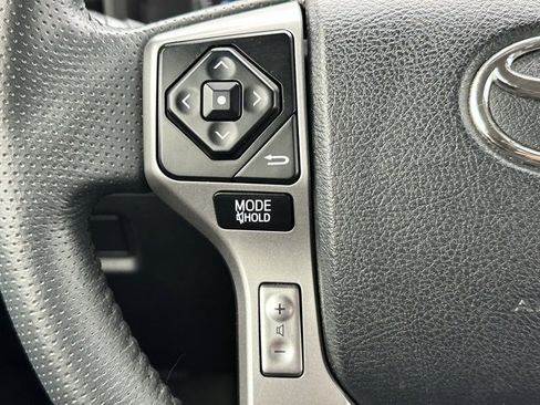 Used 2019 Toyota 4Runner SR5 Premium image 17