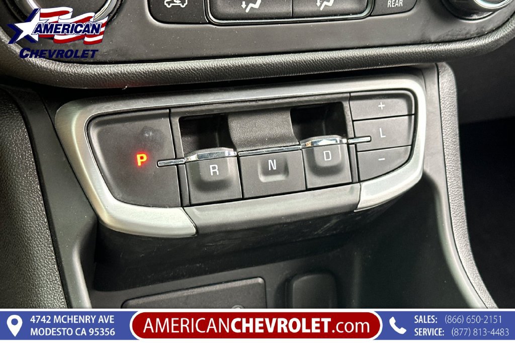 Used 2024 GMC Terrain SLE FWD image 29