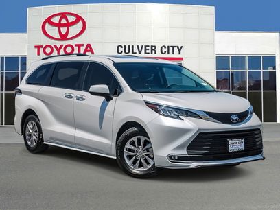 Used 2023 Toyota Sienna XLE