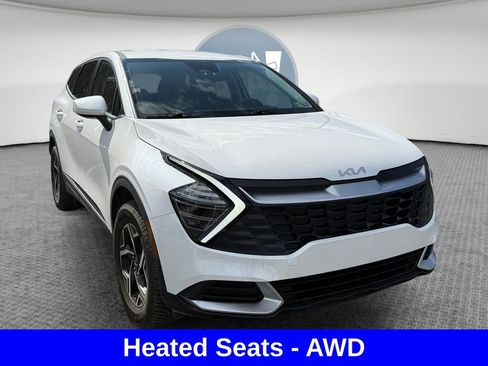 Used 2024 Kia Sportage LX AWD/4WD image 1