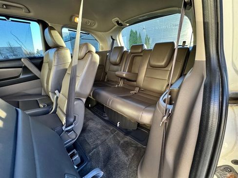 Used 2015 Honda Odyssey Touring Elite image 26
