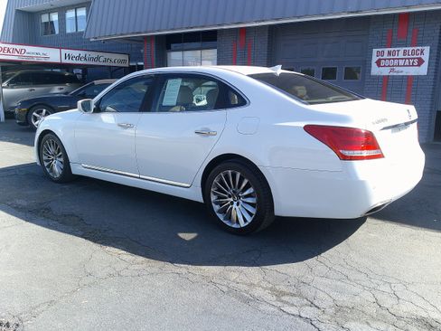 Used 2014 Hyundai Equus Signature RWD image 14