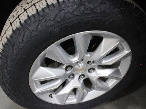 Used 2021 Chevrolet Silverado 1500 Custom image 32