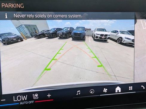 Used 2024 BMW X5 xDrive40i w/ Premium Package AWD/4WD image 12