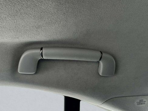 Used 2015 Lexus LS 460 image 38