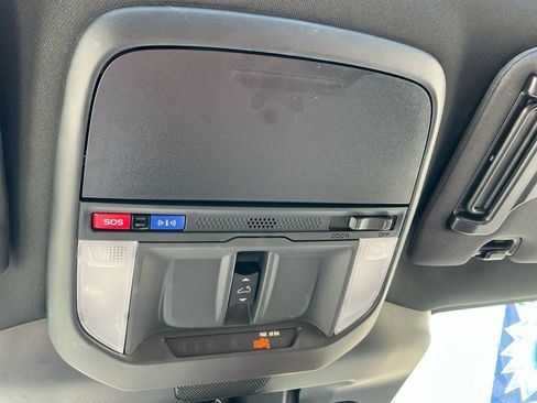 Used 2026 Subaru Forester Premium image 37