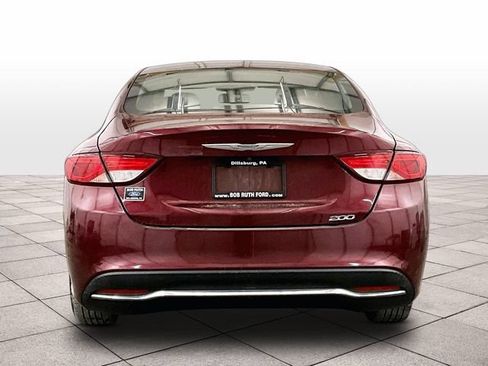 Used 2015 Chrysler 200 Limited FWD image 5