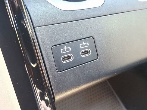 Certified 2025 BMW X2 xDrive28i w/ Convenience Package image 24