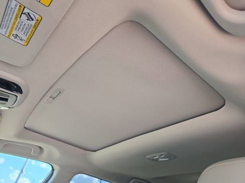 Certified 2025 Subaru Outback Limited image 16