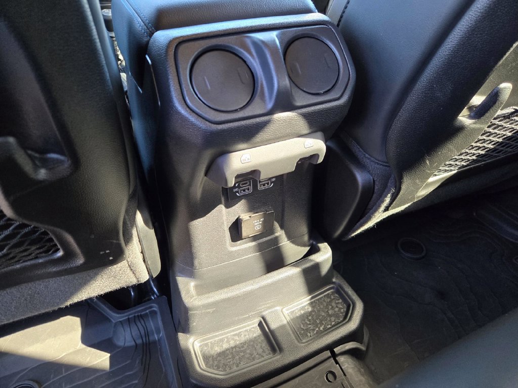 Used 2024 Jeep Wrangler High Altitude AWD/4WD image 11