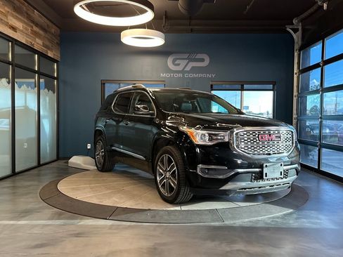 Used 2017 GMC Acadia Denali w/ Technology Package AWD/4WD image 1