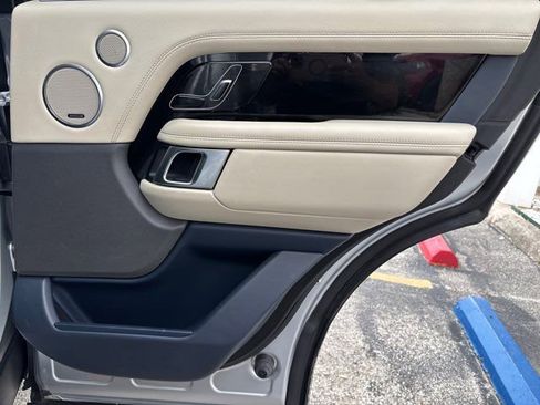 Used 2019 Land Rover Range Rover Supercharged image 57