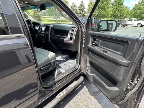 Used 2016 RAM 1500 Tradesman w/ Popular Equipment Group AWD/4WD image 24