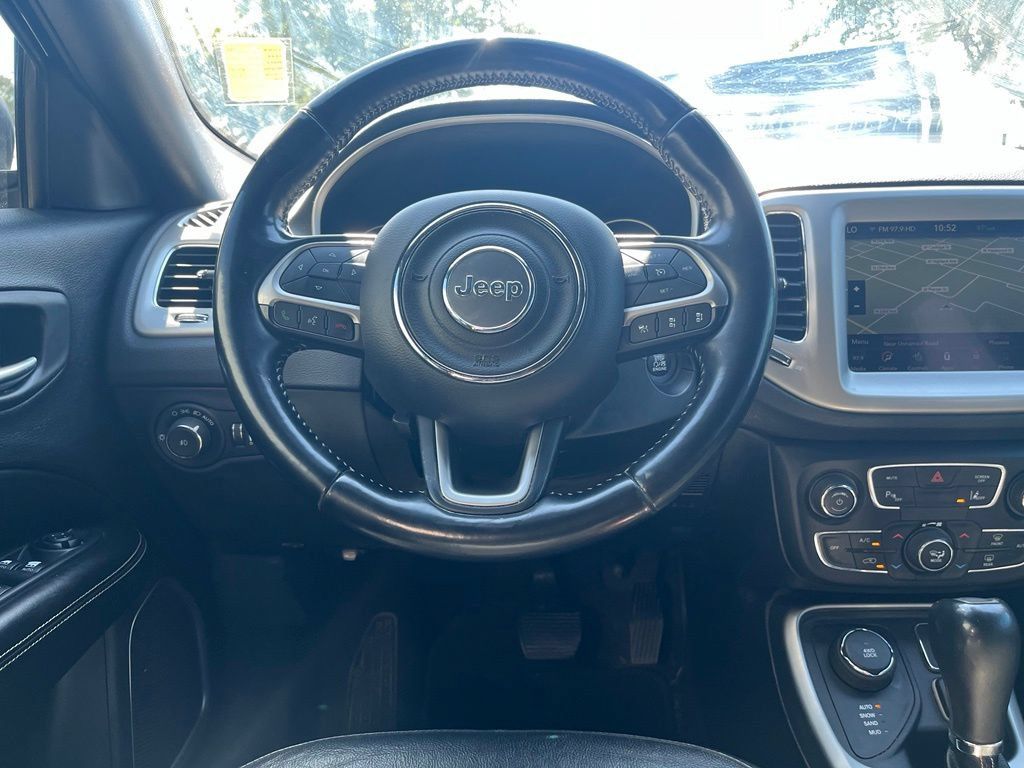 Used 2021 Jeep Compass Latitude w/ Driver Assistance Group AWD/4WD image 6