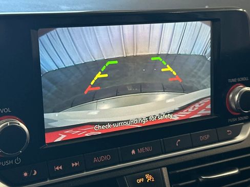 Used 2024 Nissan Altima 2.5 S FWD image 21