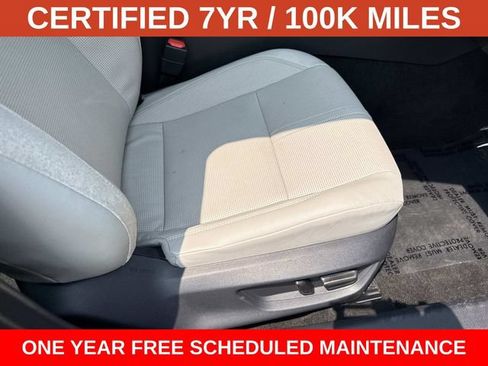 Used 2025 Toyota Camry XLE FWD image 10