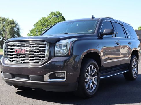 Used 2018 GMC Yukon Denali image 11