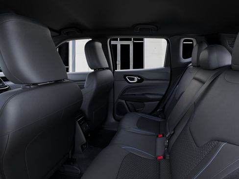 New 2026 Jeep Compass Latitude image 23