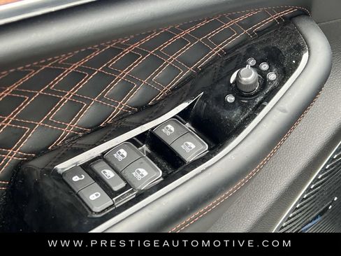 Used 2022 Jeep Grand Cherokee Summit w/ Luxury Tech Group V image 20