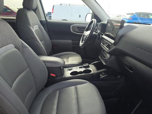 Used 2025 Ford Bronco Sport Badlands image 5