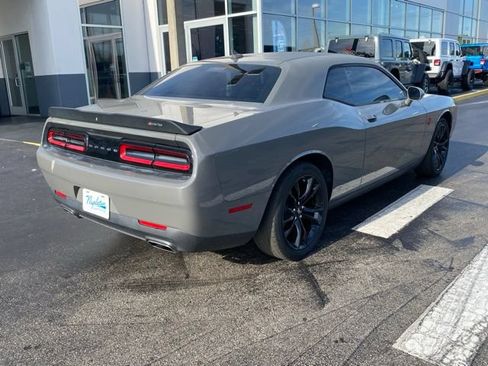 Used 2018 Dodge Challenger SXT w/ Blacktop Package RWD image 9