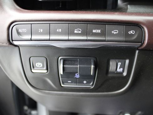 Used 2023 Cadillac Escalade Sport Platinum w/ LPO, ONYX Package image 25