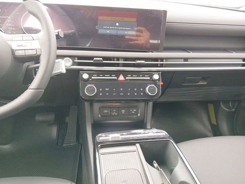 New 2026 Hyundai Tucson Limited AWD/4WD image 11