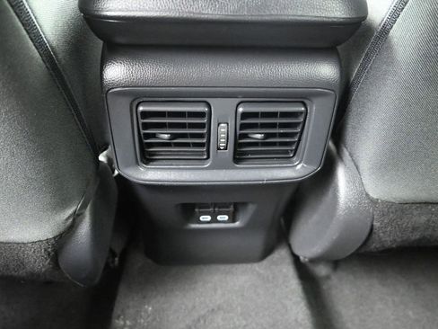 Used 2024 Toyota RAV4 XLE image 29