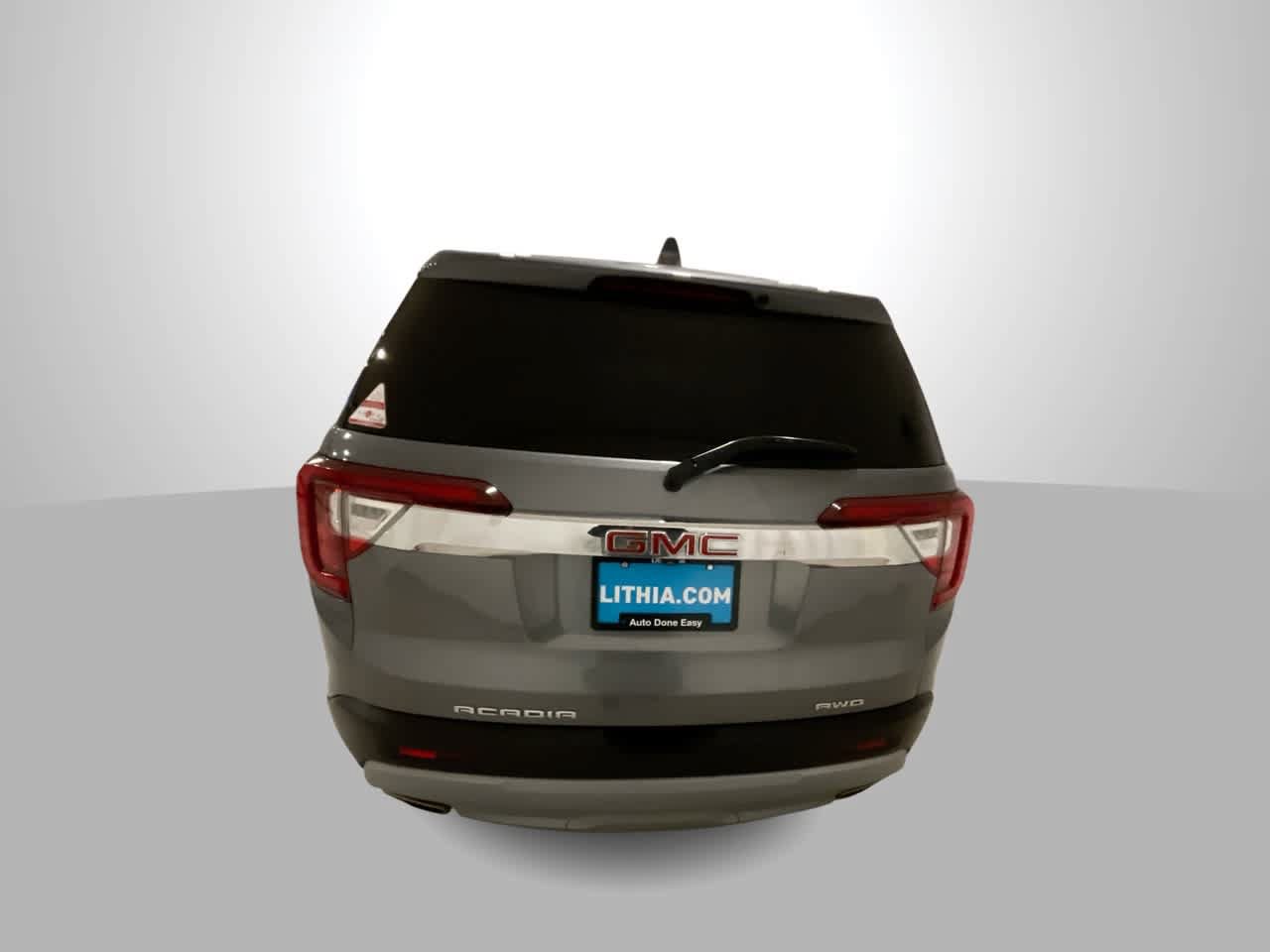 Used 2021 GMC Acadia SLE w/ LPO, Floor Liner Package AWD/4WD image 7