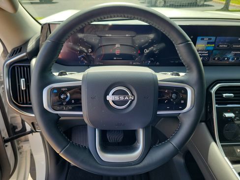 Certified 2025 Nissan Armada SV AWD/4WD image 18