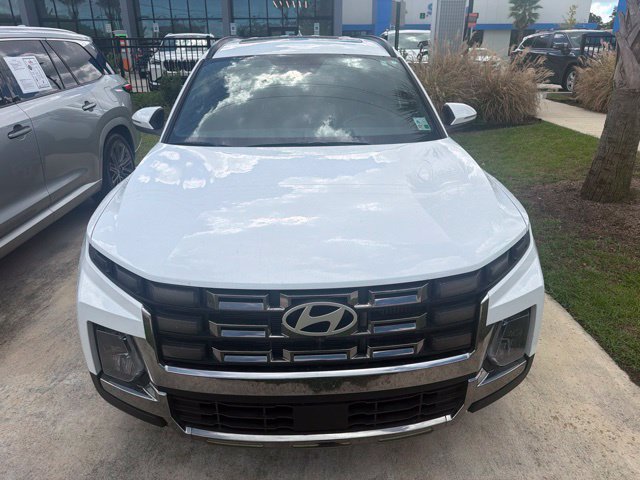 Used 2025 Hyundai Santa Cruz Limited AWD/4WD image 2
