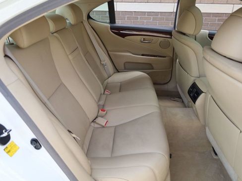 Used 2009 Lexus LS 460 image 25
