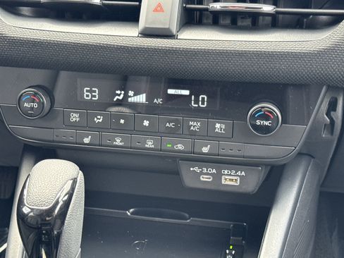 Certified 2026 Subaru Outback Limited AWD/4WD image 15