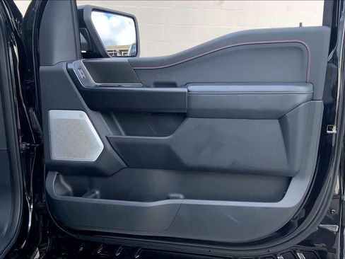 Used 2025 Ford F150 Raptor AWD/4WD image 28