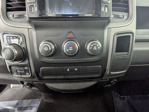 Used 2017 RAM 1500 Express image 13