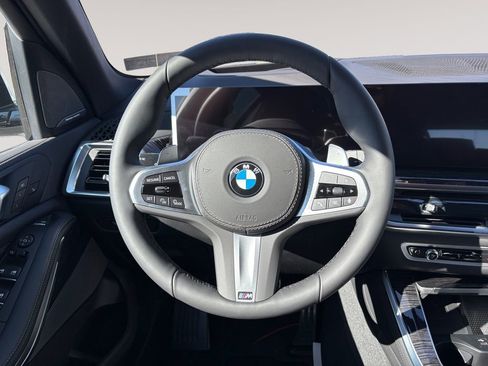 New 2026 BMW X5 xDrive40i w/ M Sport Package AWD/4WD image 12