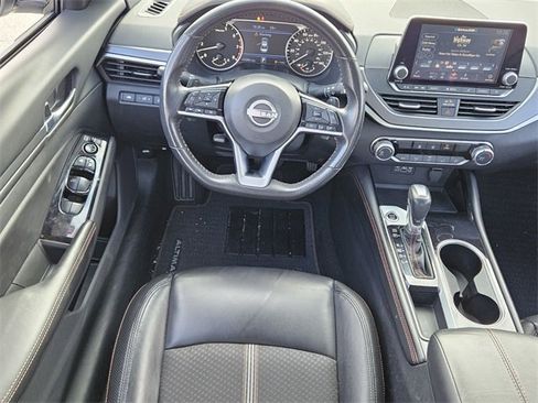 Used 2024 Nissan Altima 2.5 SR image 7
