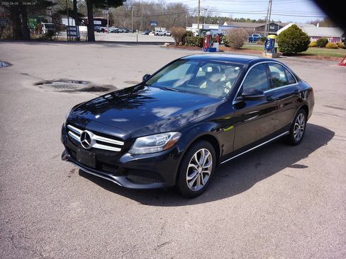 Used 2016 Mercedes-Benz C 300 4MATIC Sedan image 1